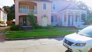 Building Photo - 7605 Freret St