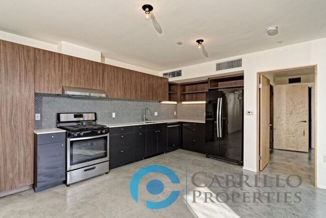 Foto del edificio - 2870 Fourth Ave