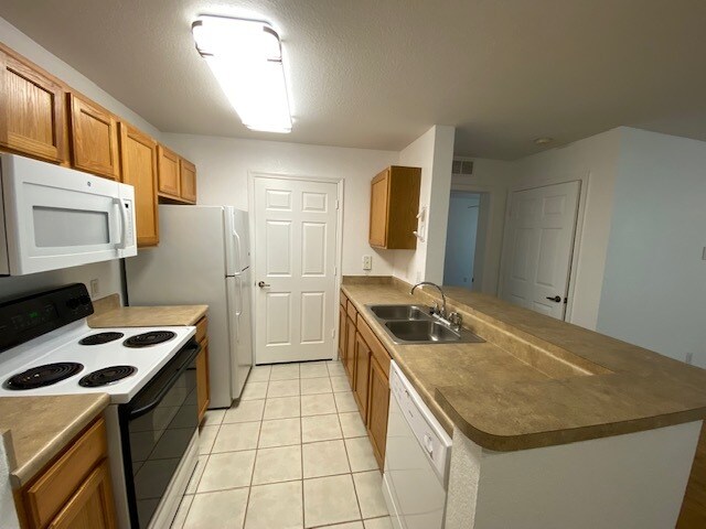 Foto del edificio - 4850 51st St W