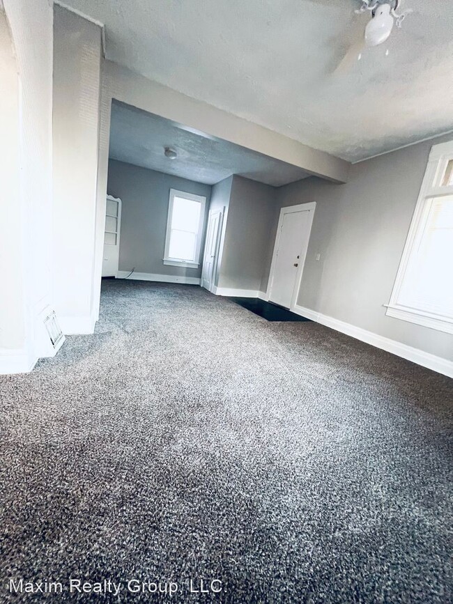 Building Photo - 3 br, 1 bath House - 3719 X ST