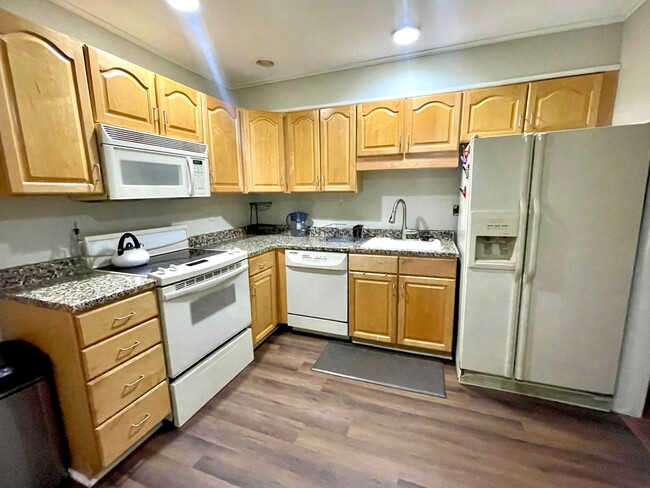 Foto del edificio - Close to UT Furnished or Unfurnished!