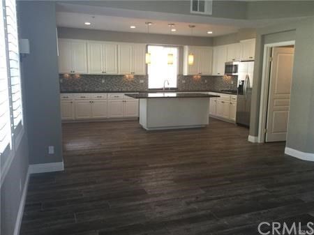 Foto del edificio - 5295 Haviland Dr