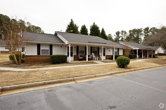 Highland Village Apartments Monroe, GA