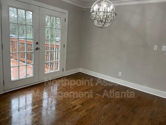 Foto del edificio - 2360 Ernest Prather Way