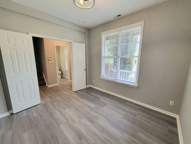 Building Photo - Ballantyne Beauty for Lease!