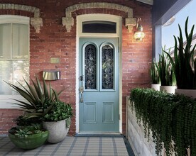 Building Photo - 119-119 Strachan St