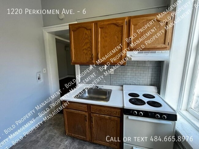 Building Photo - 1220 Perkiomen Ave