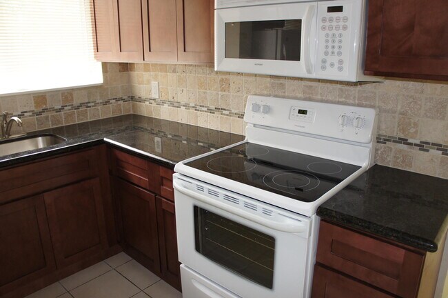 Foto del edificio - 1820 NW 15th Vista