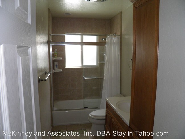 Building Photo - 817 Tahoe Island Dr