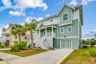 Building Photo - 6584 Carlinga Dr