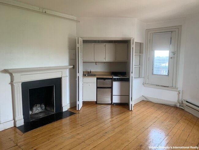 Building Photo - 49 Brimmer St
