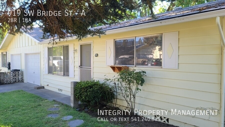 Foto principal - 919 SW Bridge St