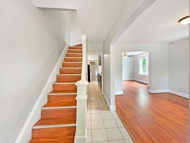 Foto del edificio - 1955 N Cleveland St