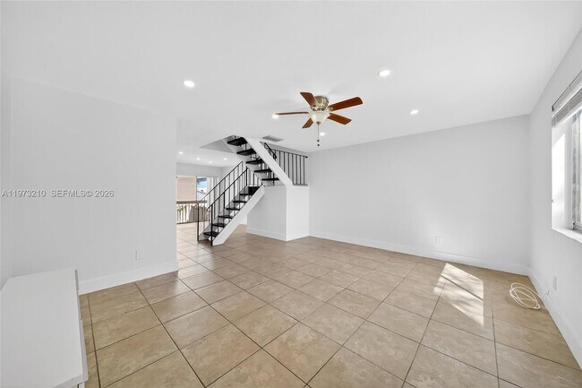 Foto del edificio - 10274 SW 222nd St