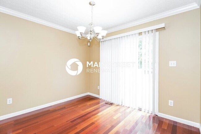 Foto del edificio - 3 Bedroom Pet-Friendly Home in Louisville,...