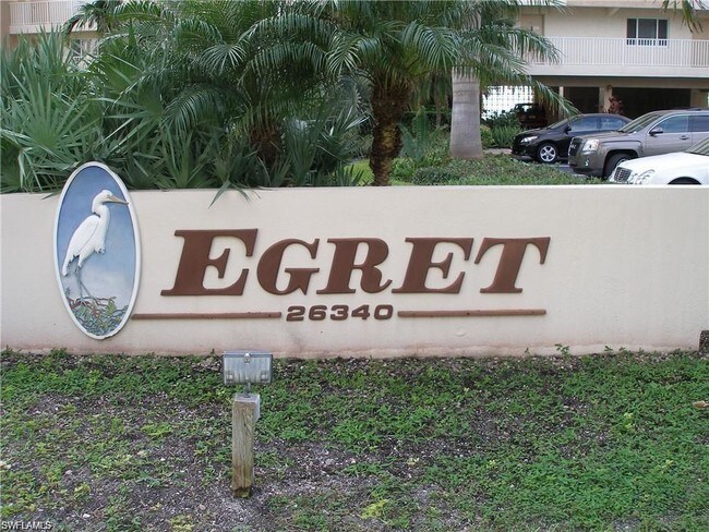 Foto del edificio - 26340 Hickory Blvd