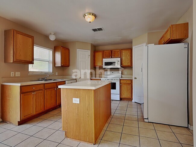 Foto del edificio - 30131 Rattana Ct