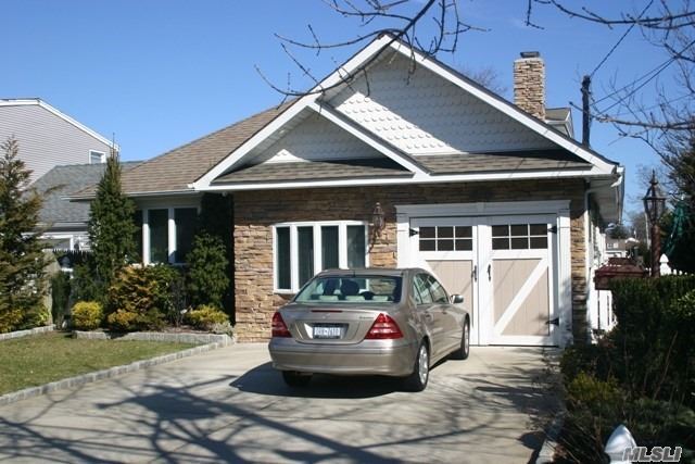 Primary Photo - 119 Alhambra Rd