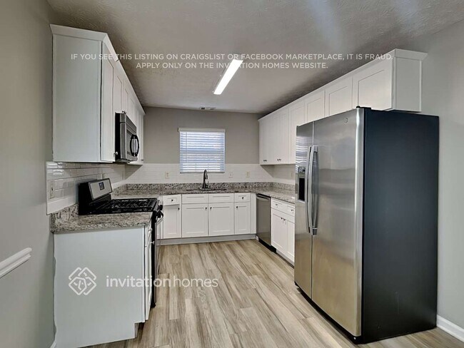 Building Photo - 2010 Tussahaw Crossing