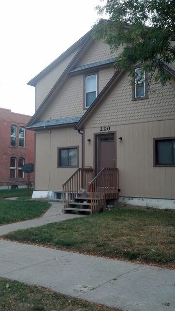 Primary Photo - 220 N 24th St