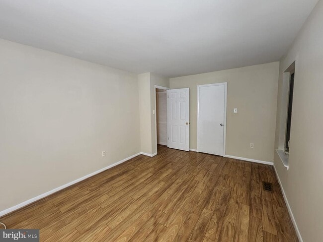 Building Photo - 62 King Henry Cir