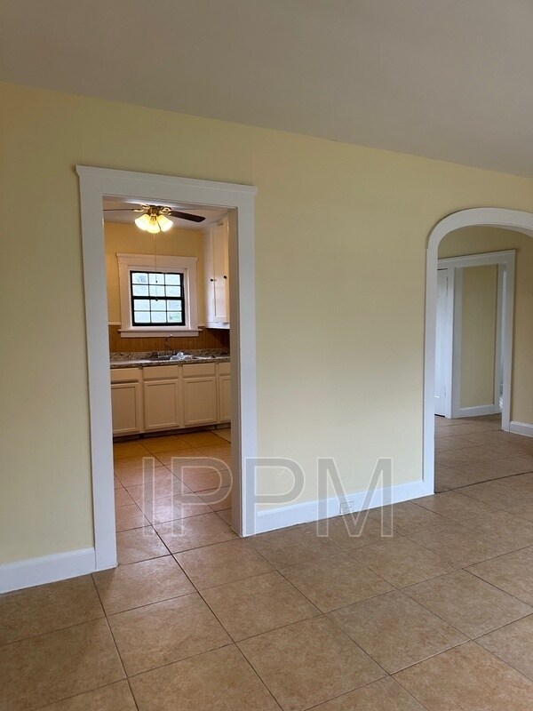 Building Photo - 284 Corona Cresent St