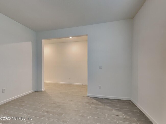 Foto del edificio - 9004 Latigo Ln