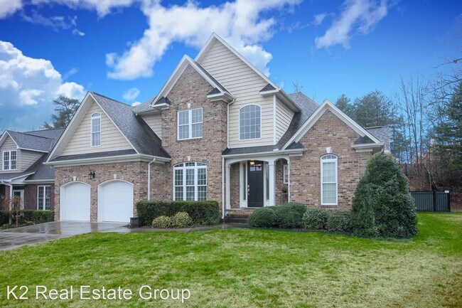 Building Photo - 4 br, 2.5 bath House - 4012 Saint Andrews ...