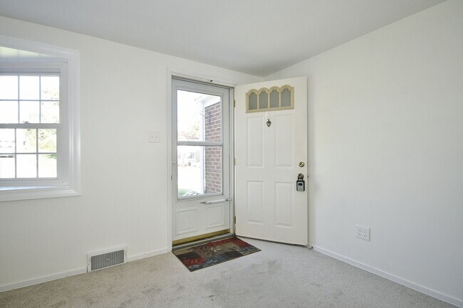 Foto del edificio - Charming 3-Bedroom/2-Bathroom Home in White Hall