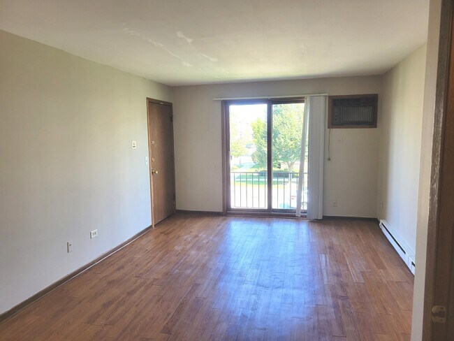 Foto del edificio - 1257 Harding Ave