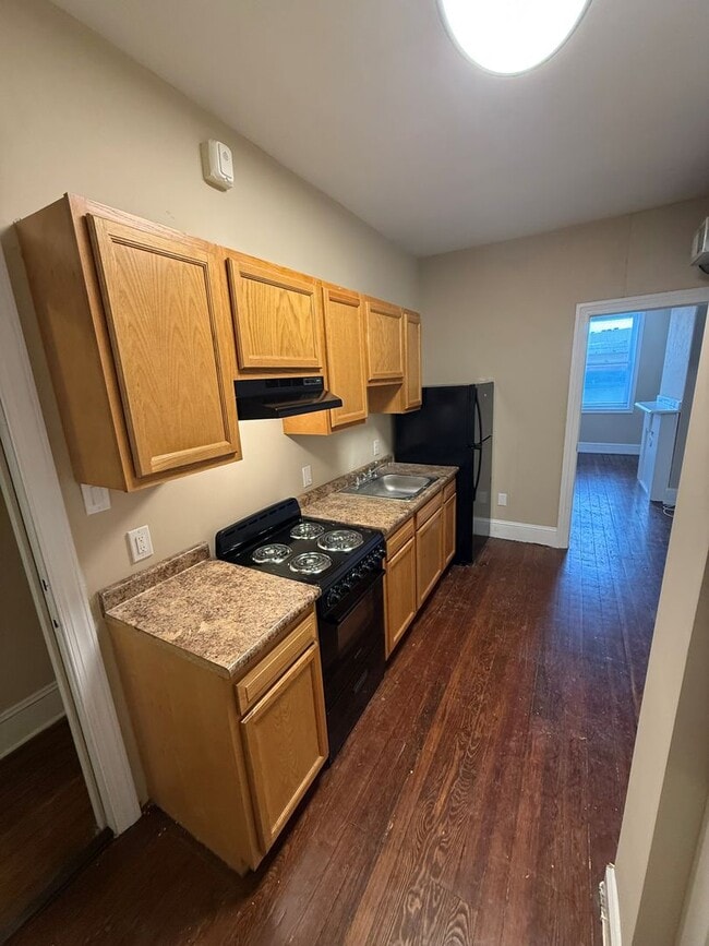 Foto del edificio - 4015 Lancaster Ave