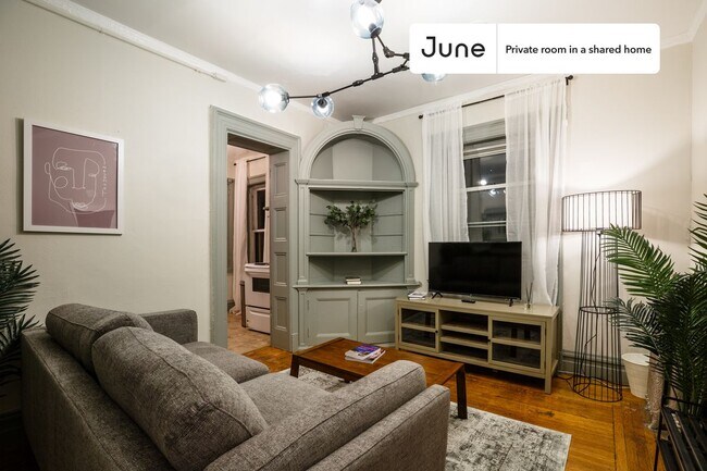 Foto del edificio - Room in Shared 4 bed/1 bath home in Chelsea