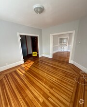 Building Photo - 68 Willow Ave
