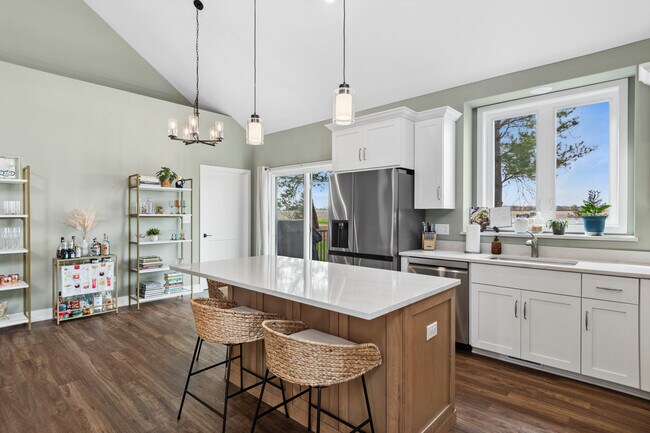 Foto del edificio - 534 Sudbury Cir