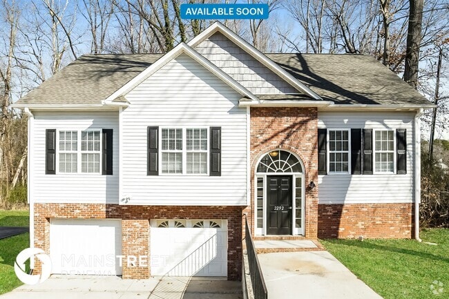 Building Photo - 2292 Briar Glen Rd