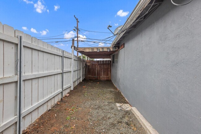 Foto del edificio - FAIR16-18