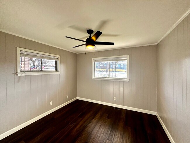 Foto del edificio - 2103 McBrien Rd