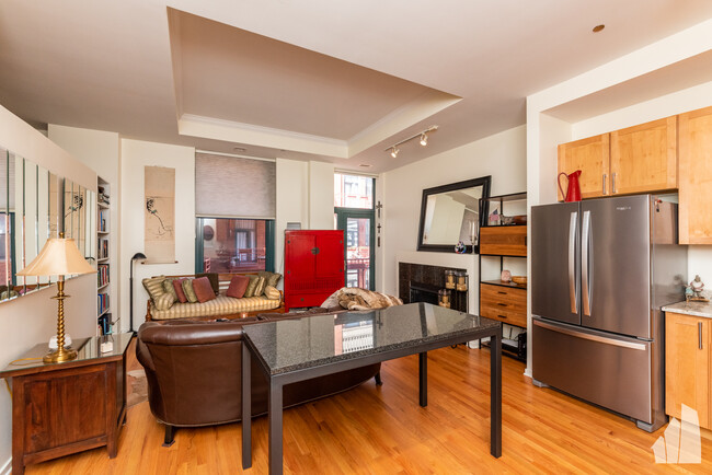 Foto del edificio - 208 W Washington St