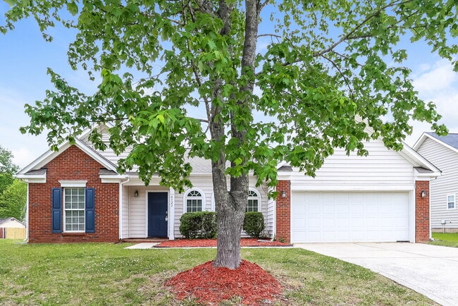 Building Photo - 6123 Goldenfield Dr