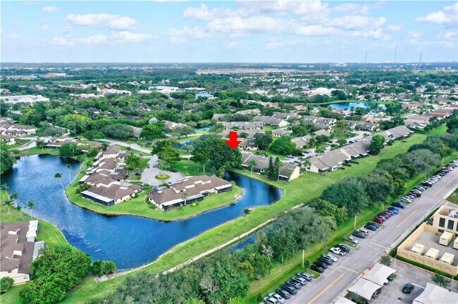 Foto del edificio - 9364 Ketay Cir