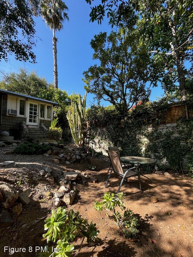 Building Photo - 1 br, 1 bath House - 2122 Kress St