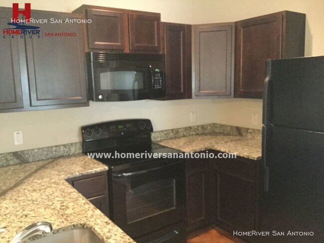 Foto del edificio - 4937 Flipper Dr