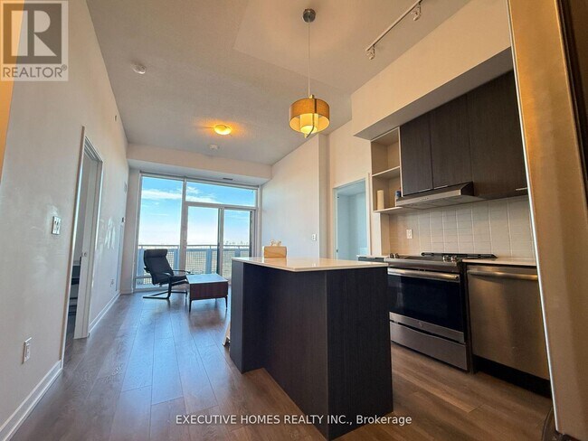 Photo du bâtiment - 2520 Eglinton Ave W