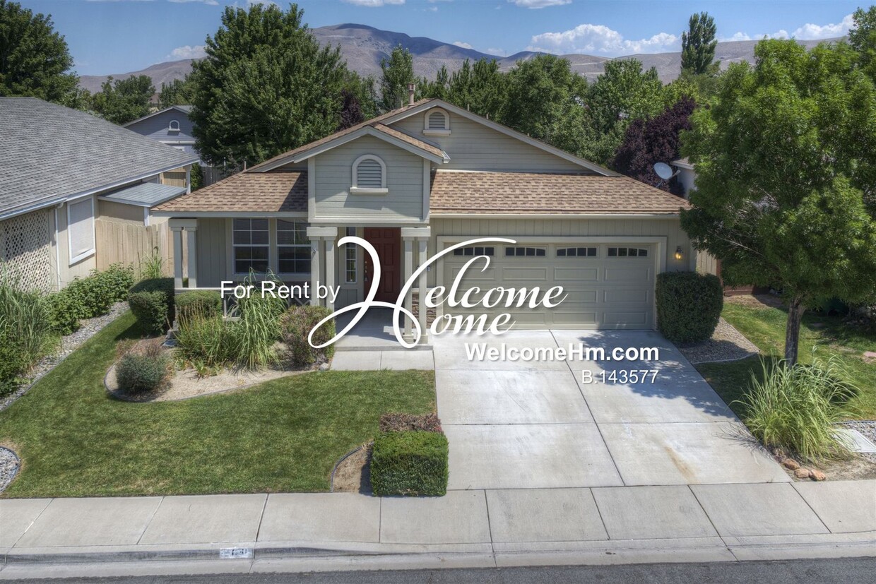 Foto principal - Single level Damonte Ranch Home with a Lar...