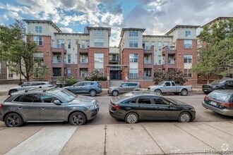 Building Photo - 1747 N Pearl St