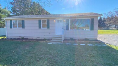 Building Photo - 148 Marie Dr