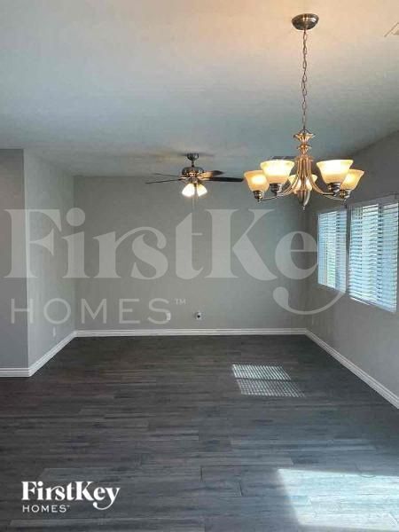 Building Photo - 5412 Mercury Springs Dr