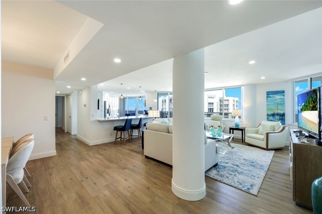 Foto del edificio - 4041 Gulf Shore Blvd N