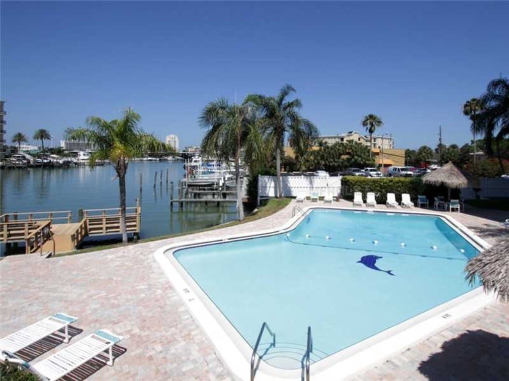 Pool 1 - 255 Dolphin Pt