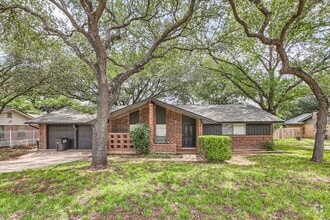 Building Photo - 6614 Madeleine Dr